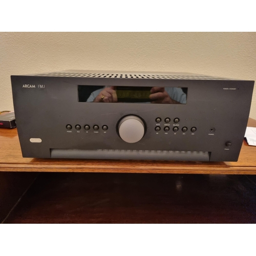 471 - An extensive and fine quality collection of Hi-Fi equipment, comprising a Naim PSU XPS-2 amplifier, ... 