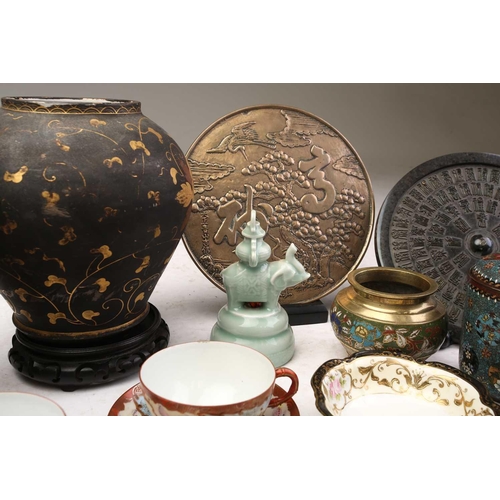 242 - A collection of Japanese porcelain and metal wares, to include a Kutani censer, lacquer saucers and ... 