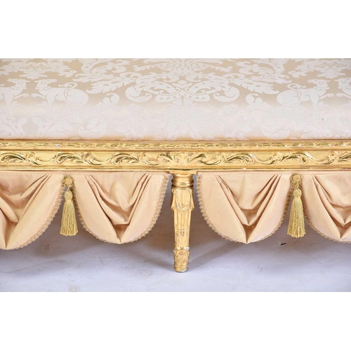 366 - A good Louis XV style carved wood and gilt gesso salon suite, comprising settee and four cameo back ... 