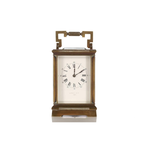 433 - A French 'Anglaise' brass cased 8-day chiming carriage clock by Cattaneo of Paris. The white enamel ... 