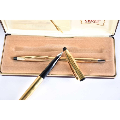 583 - An S T Dupont blue banded Laque de Chine fountain pen, with 18ct gold nib, serial number 44CCA95; an... 