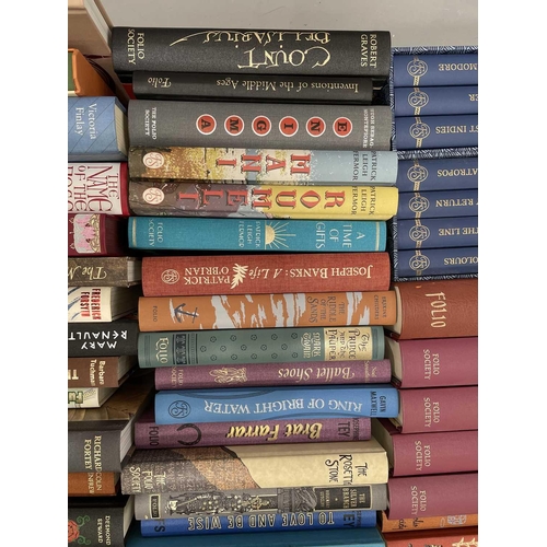 602 - A mixed collection of fiction and non fiction Folio Society books, 68 volumes