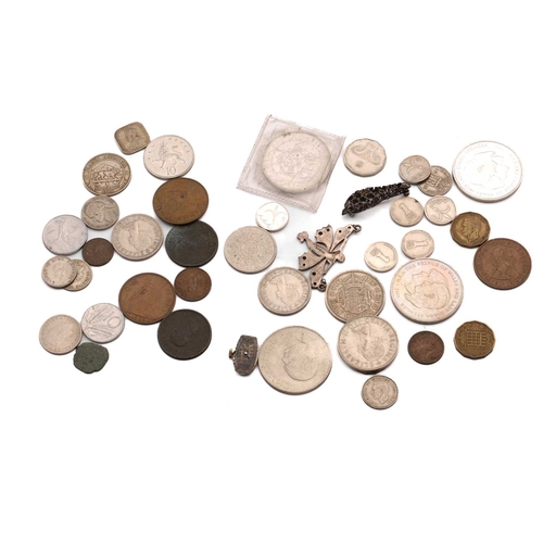 271 - A collection of world coins with two crowns, forty-two half-crowns, thirty-three two shillings and t... 