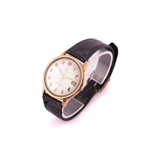 291 - A 9ct yellow gold Omega seamster, with an automatic Swiss movement caliber 565, in a 9ct yellow gold... 