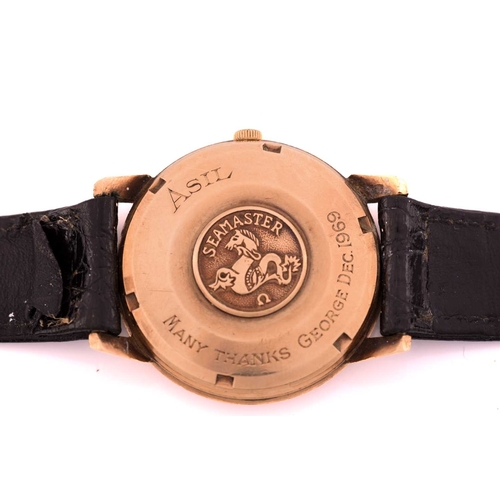 291 - A 9ct yellow gold Omega seamster, with an automatic Swiss movement caliber 565, in a 9ct yellow gold... 