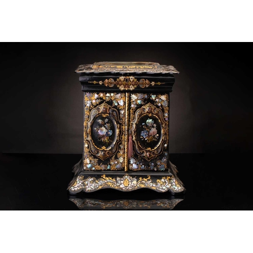 179 - A Victorian papier mache table writing cabinet, work box in the manner of Jennens & Bettridge of Bir... 