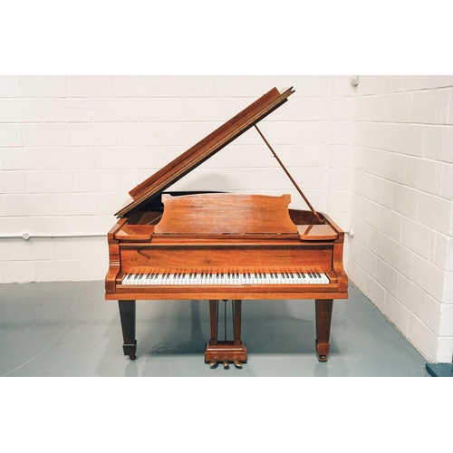 210 - A Steinway of New York baby grand piano No 212527 (1922) with rosewood case. The cast iron inner fra... 