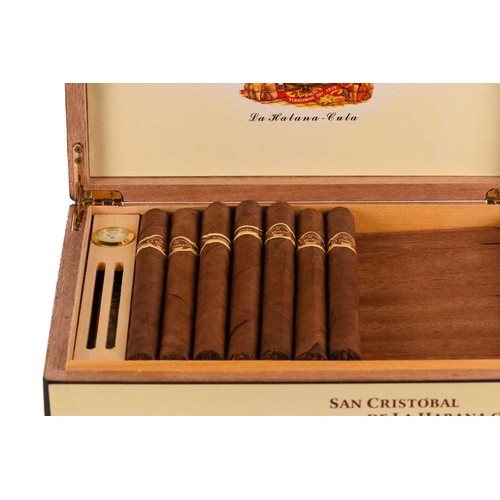 238 - Nineteen San Cristobal de La Habana El Morro cigars, in original box with humidor fittings (opened),... 