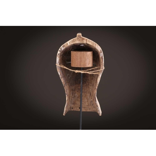 89 - A Songye Kikashi kifwebe, Democratic Republic of Congo, with fine incised linear carving and protrud... 