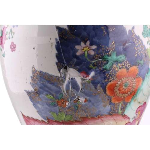 191 - A large Chinese Tobacco leaf pattern vase & cover, Qing, 18th century, 46cmExtensive damage througho... 