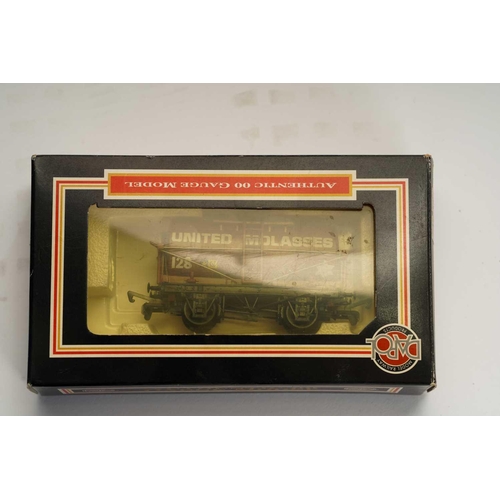 308 - A large collection of boxed model railway rolling stock, to include examples by Wrenn, Lima, Airfix,... 