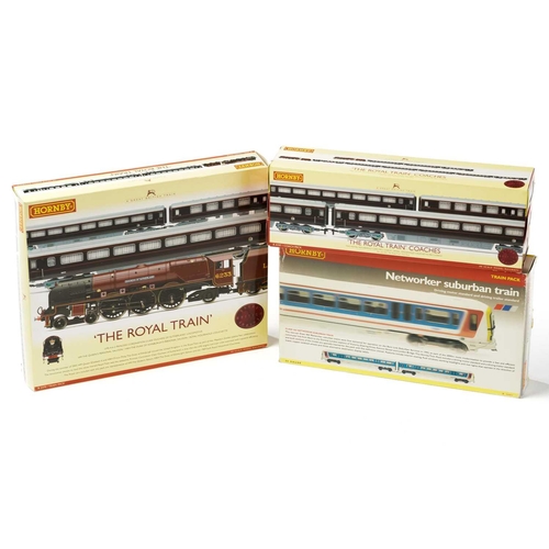 313 - A boxed Hornby Railways R2370 'Royal Train' pack, together with R4197 Royal Train Coach pack and R20... 