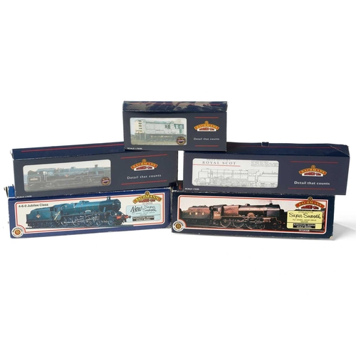 315 - Five boxed Bachmann model railway locomotives, comprising 32-101 08 Diesel Shunter D3729 BR Green, 3... 