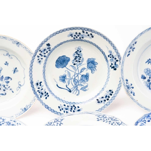 156 - A collection of Chinese export blue & white porcelain plates, Qing, 18th century, comprising a large... 