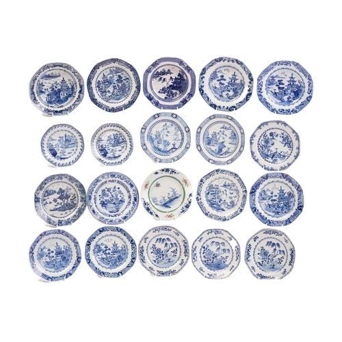 167 - A collection of Chinese blue & white export porcelain, Qing, 18th/19th century, comprising five octa... 