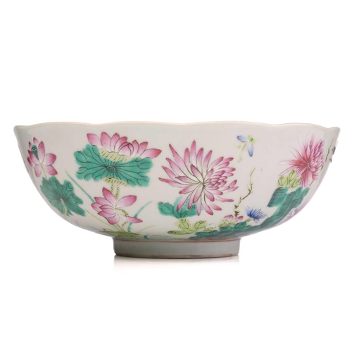 196 - A Chinese porcelain bowl famille bowl, with scalloped rim, painted with birds amongst lotus flowers ... 