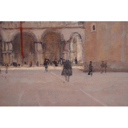 21 - Henry Bishop (1868-1939), St. Mark's Square, Venice, oil on canvas, signed to lower right corner, 41... 