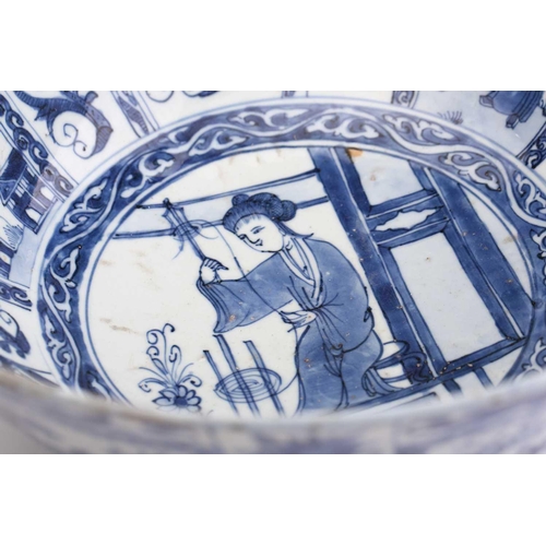 215 - A Chinese blue & white porcelain Kraak bowl, Wanli (1573 - 1619), the interior centre painted with a... 