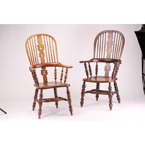 292 - Two similar19th/20th-century Yorkshire-type Windsor open armchairs with hoop backs, pierced splats a... 