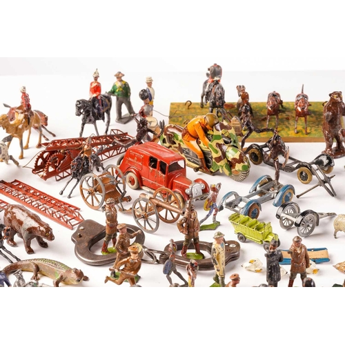 433 - A large collection of early 20th century of painted lead soldiers and animals, together with assorte... 