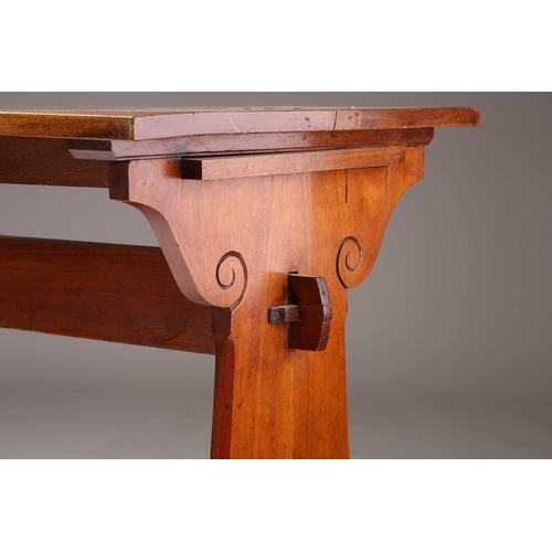 18 - Hudson Dodswell of Manchester; a mahogany 