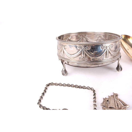 492 - A small collection of silver items including Dutch cast silver Galleon topped cabinet spoons, table ... 