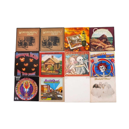 213 - Grateful Dead: 17 vinyl albums, comprising 'Wake of the Flood', 'Grateful Dead', 'Go to Heaven', 'Vi... 