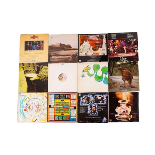 256 - 31 Prog/ Rock vinyl LPs including Anthony Phillips- Sides, The Moody Blues- Seventeenth Sojourn, Neu... 