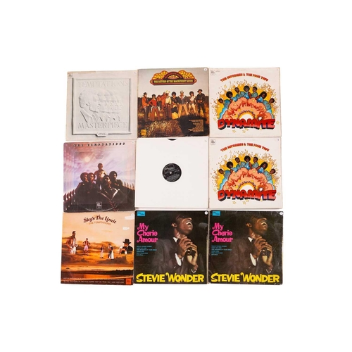 298 - 21 Tamla Motown vinyl LPs including Gladys Knight and the Pips- Standing Ovation, Jermaine- Come Int... 