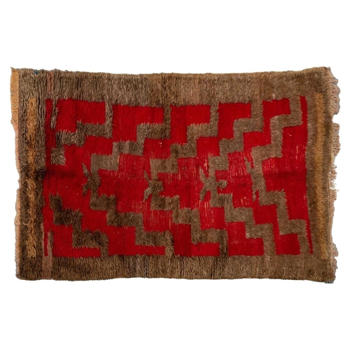 311 - A vintage Turkish Tullu (shaggy) rug with a repetitive stepped 