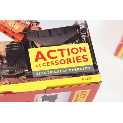 406 - Ten boxed Hornby OO Gauge items, comprising R6397 Car Transporter, R6204 75 Ton Breakdown Crane (inc... 