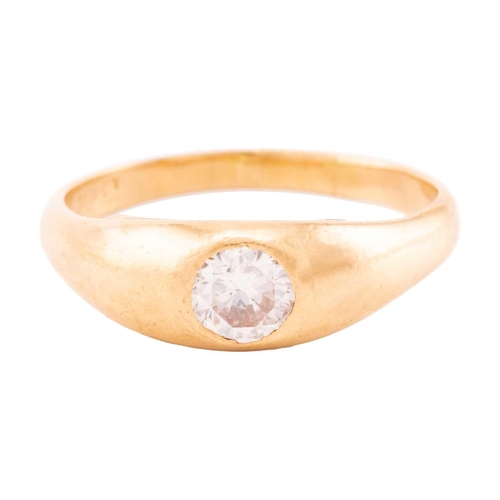 129 - A diamond gypsy ring, consisting of a round brilliant-cut diamond of 5.5 x 5.5 x 3.2 mm, flush-set i... 