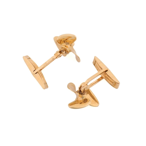 153 - A pair of boat propeller cufflinks, with hinged nautical motifs fitted with triangular cufflink swiv... 