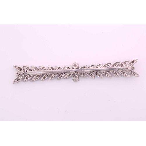 173 - A diamond bar brooch set in white metal with two round brilliant cut diamonds approximately 5.01mm x... 