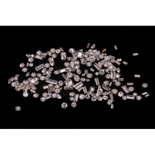 204 - 4.71ct Melee parcel of loose diamonds mixed cuts with many round brilliant and baguette cuts.Please ... 