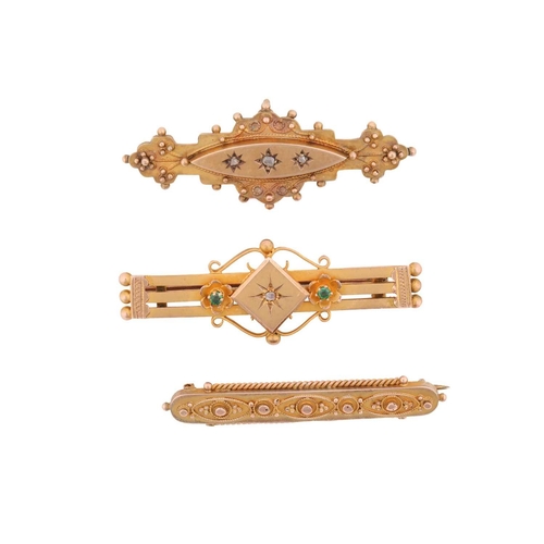 236 - Three Victorian brooches, featuring a diamond chip set mourning brooch measuring 46mm in 9ct yellow ... 