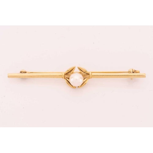 258 - Mikimoto; a single stone cultured pearl bar brooch, marked '14k' and signed with Mikimoto logo, 4.24... 