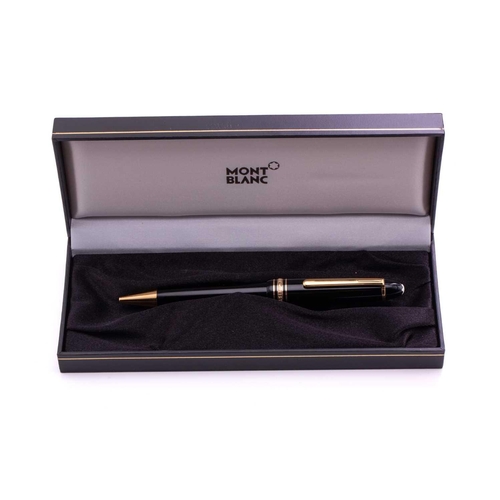 272 - Montblanc Meisterstück Classic Le Grand rollerball pen, with steel cap and black resin barrel, gold-... 