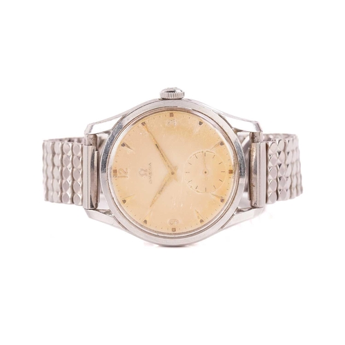 279 - A 1952 Omega wristwatch, featuring a hand-wound swiss-made movement caliber: 266 in a steel case mea... 