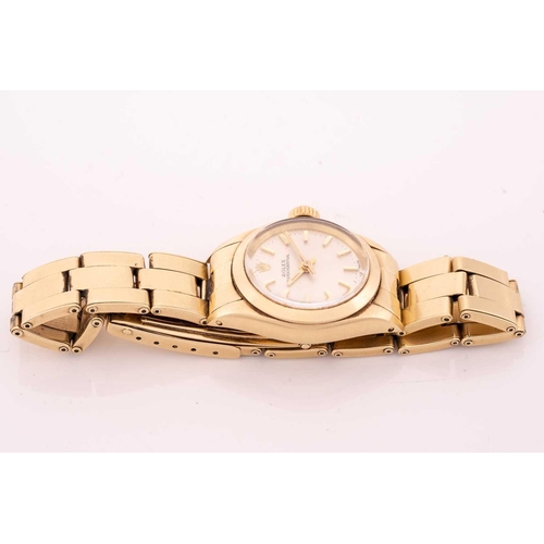 290 - A Rolex Oyster Perpetual Lady's wristwatch, featuring a Swiss-made automatic movement in a yellow me... 