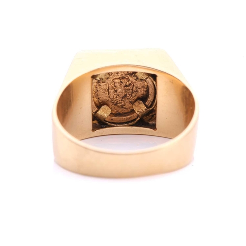 52 - A commemorative coin ring in signet style, the square ring head mounted with a Maximiliano Emperador... 