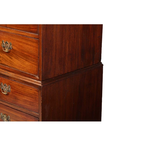 115 - A George III mahogany chest on chest, the upper section with two short over three long drawers and t... 