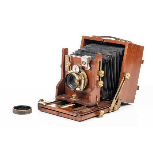 189 - A collection of Edwardian and later cameras, to include a Linhof of Germany standard 5 x 4 press cam... 