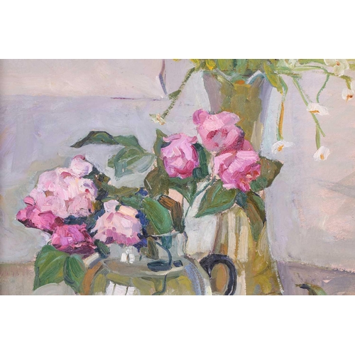 22 - 20th-century Russian school, still life study of pink roses in a vase, oil on canvas, 45.5 cm x 47 c... 