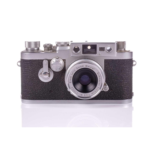 191 - A 1958 Leica DBP Ernst Leitz GMBH Wetzlar IIIg camera, (No 933881), with Ernst Leitz GMBH Wetzlar Su... 