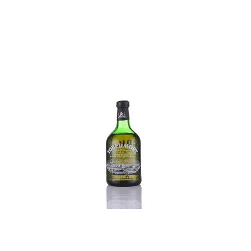 105 - A mixed selection of 11 bottles of whisky, comprising; two bottles of Ballantines Finest Blended Sco... 