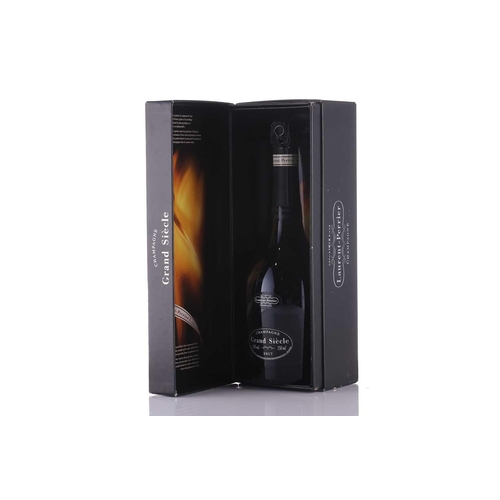 21 - A bottle of Laurent Perrier Grand Siecle Champagne, 12% Vol, 750ml, in presentation box.Private Lond... 