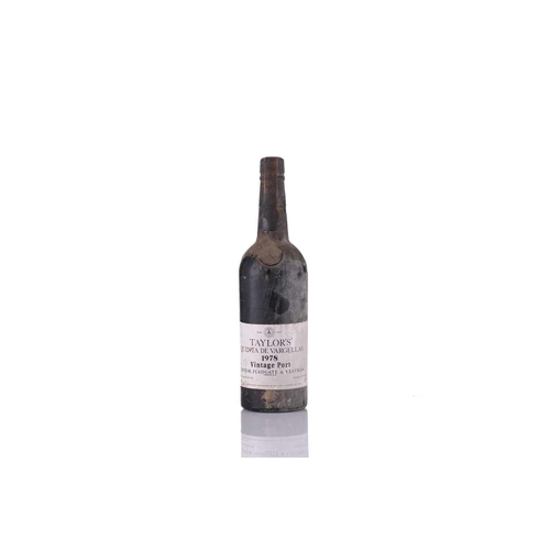 32 - Seven bottles of port comprising: two bottles of Warres 1974 Late Bottled Vintage, bottled in 1978 7... 