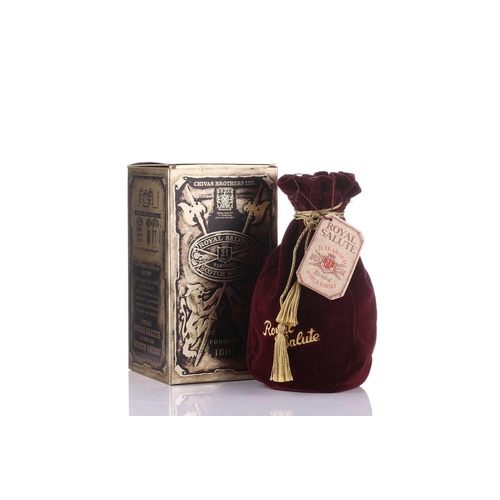 53 - Fifteen bottles of single malt and blended whisky, comprising an Isle of Jura (10 yrs), Dalwhinnie (... 