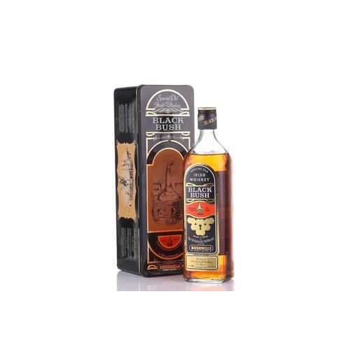 53 - Fifteen bottles of single malt and blended whisky, comprising an Isle of Jura (10 yrs), Dalwhinnie (... 
